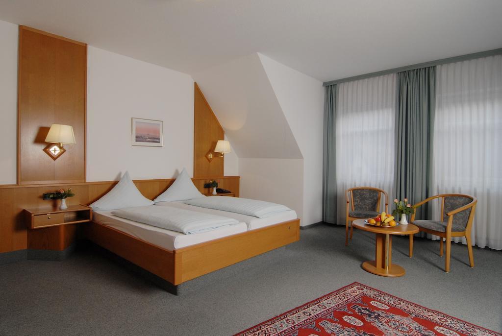 Stadthotel Muenze Bad Mergentheim Chambre photo